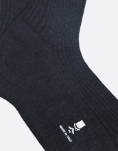 Load image into Gallery viewer, Essentials - Mid Calf